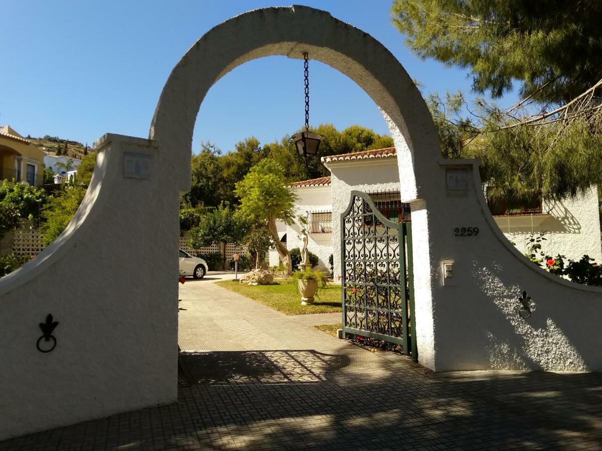 Pavillon meublé indépendant Appartamento Salobreña Esterno foto